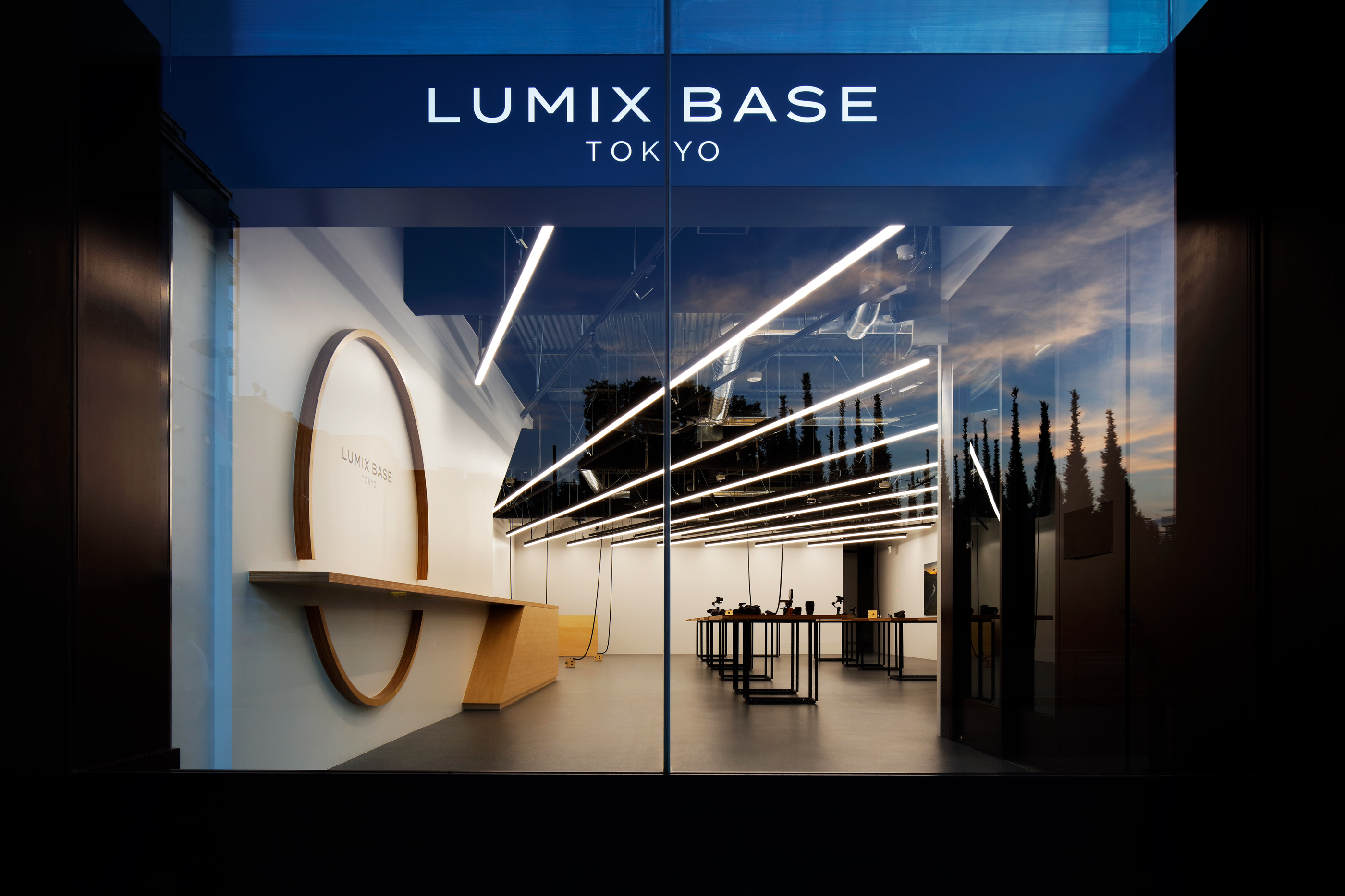 LUMIX-BASE-TOKYO01